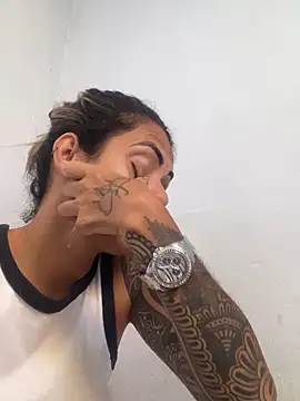 sabrinaneves online show from March 3, 2026, 12:11 pm