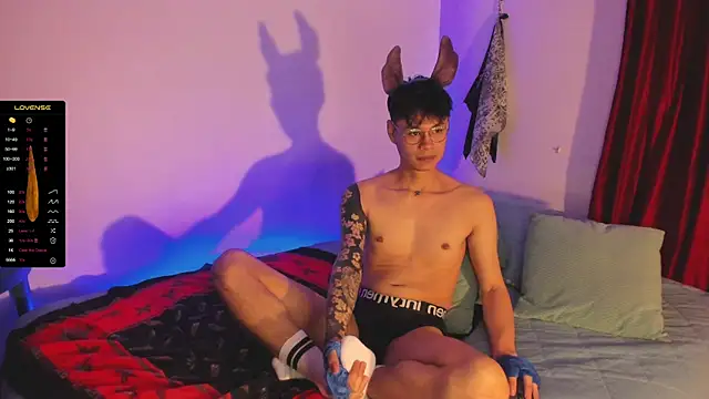 Snapshot of estmonnn chatting on October 30, 2025, 11:49 pm estmonnn online show from October 30, 2025, 11:49 pm