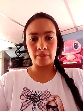 Snapshot of Isa-Giraldo chatting on November 17, 2025, 3:07 pm Isa-Giraldo online show from November 17, 2025, 3:07 pm