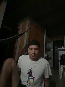 Snapshot of Harry69melon chatting on February 9, 2026, 4:27 am Harry69melon online show from February 9, 2026, 4:27 am