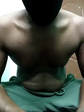 Snapshot of TamilWildBee chatting on November 15, 2025, 5:31 pm TamilWildBee online show from November 15, 2025, 5:31 pm