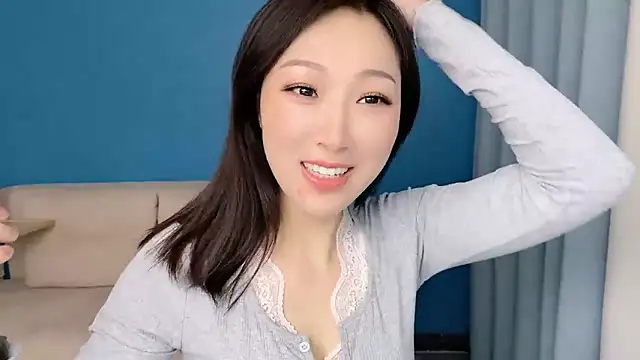 ella55-- online show from April 2, 2026, 1:03 am