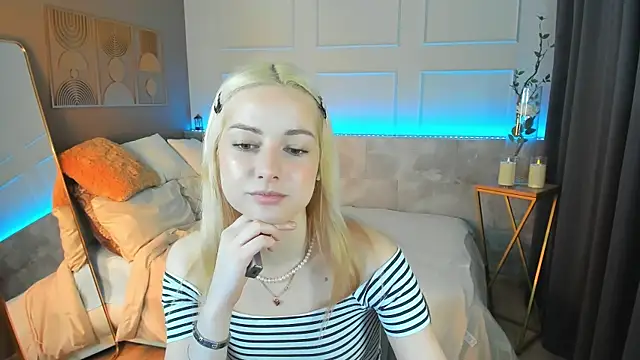 Jessie Cuti online show from February 17, 2026, 1:51 pm