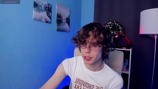 LeoBensyten online show from November 16, 2025, 4:45 pm