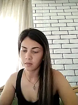 Snapshot of Karoline_Cherie chatting on July 1, 2026, 9:11 am Karoline Cherie online show from July 1, 2026, 9:11 am