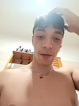 Pistacchio01 online show from October 31, 2025, 1:23 pm