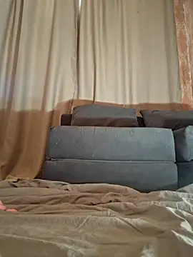 Snapshot of LikaFurr chatting on November 1, 2025, 11:34 am LikaFurr online show from November 1, 2025, 11:34 am