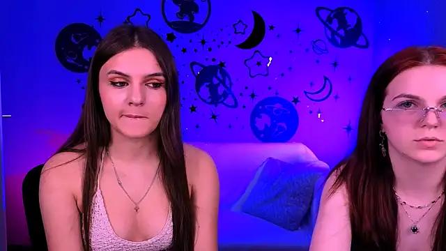 lisa dark  online show from April 9, 2026, 7:08 pm