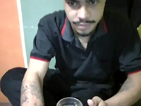 Snapshot of Joao_BRL chatting on November 14, 2025, 10:07 pm Joao BRL online show from November 14, 2025, 10:07 pm