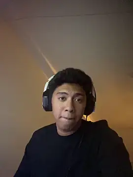 russ1e online show from October 29, 2025, 6:09 pm