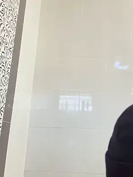 FlashyOcean53 online show from January 18, 2026, 9:46 am