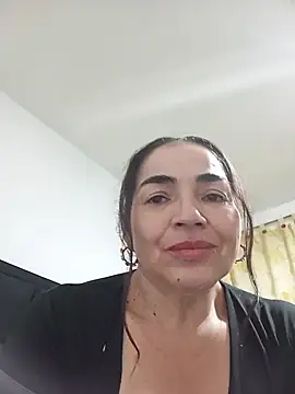 MaryRoze  online show from February 5, 2026, 12:04 am