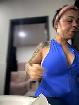 Natural BIGASS Nina online show from November 26, 2025, 10:05 am