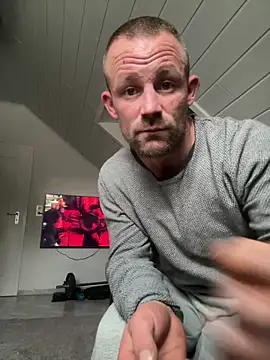 superbertok online show from November 9, 2025, 1:20 pm