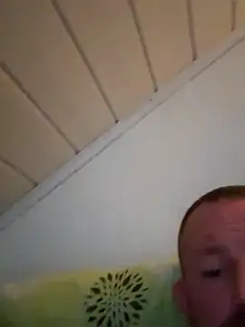 superbertok online show from December 1, 2025, 8:58 pm