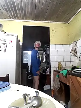 Snapshot of everbrazilianpr chatting on October 31, 2025, 9:49 pm everbrazilianpr online show from October 31, 2025, 9:49 pm