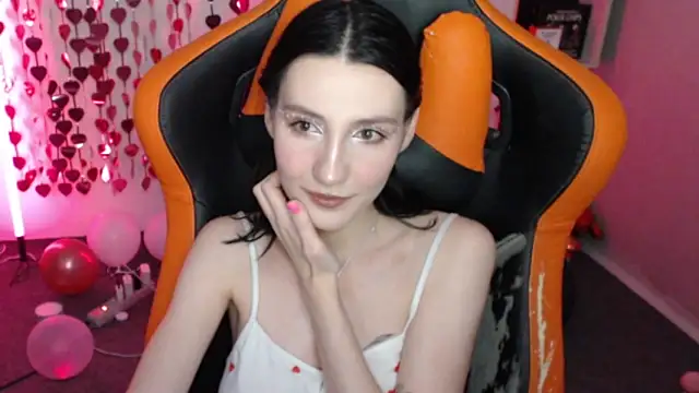 Snapshot of honbliss chatting on February 14, 2026, 11:56 pm honbliss online show from February 14, 2026, 11:56 pm