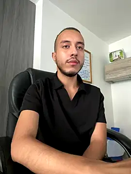 Cristianstone22  online show from November 8, 2025, 1:22 pm