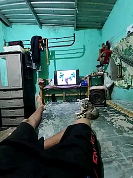 AntoniGM25 online show from October 31, 2025, 1:06 am