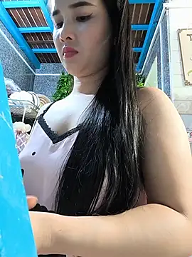 Okleotina9 online show from May 30, 2026, 4:37 pm