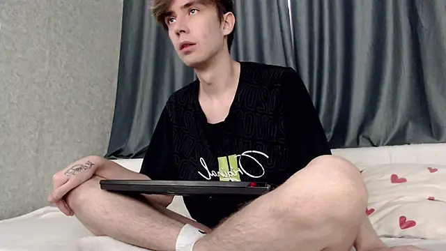 Snapshot of Harvey_foster chatting on January 19, 2026, 7:23 am Harvey foster online show from January 19, 2026, 7:23 am