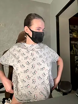 ZlatoslavaLo online show from November 14, 2025, 6:23 am