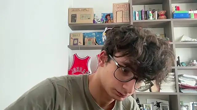 ldekfeklfmkemfk online show from November 4, 2025, 8:57 am