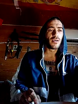 Snapshot of Alicantino69 chatting on November 16, 2025, 7:47 am Alicantino69 online show from November 16, 2025, 7:47 am