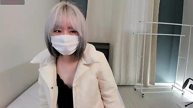 Snapshot of yeji_2001 chatting on November 10, 2025, 7:07 am yeji 2001 online show from November 10, 2025, 7:07 am