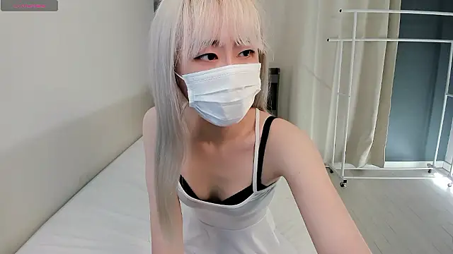 yeji 2001 online show from December 16, 2025, 11:04 am