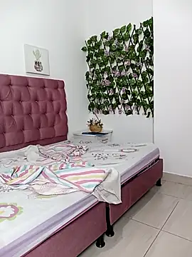 Candy69  online show from November 28, 2025, 2:31 pm