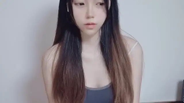 JuliaNoir online show from January 12, 2026, 3:23 am