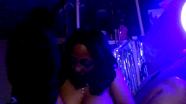 Juicyapplecandy online show from November 12, 2025, 11:10 am