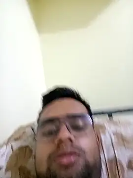 unknownman697856 online show from October 30, 2025, 9:48 pm