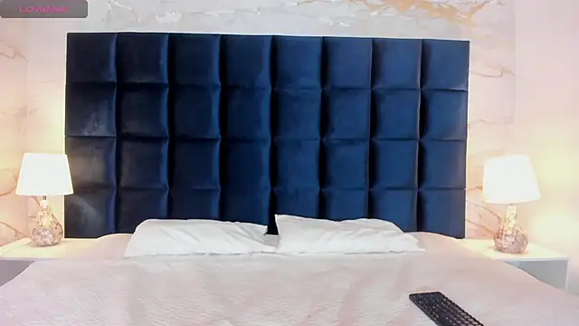 Charlote masson online show from March 30, 2026, 7:59 pm