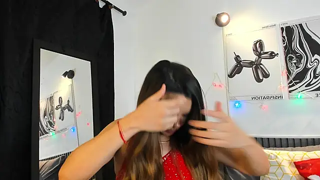 Cloe Bonne online show from December 18, 2025, 11:33 pm