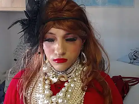 VanesaCrossic online show from October 10, 2025, 8:02 am