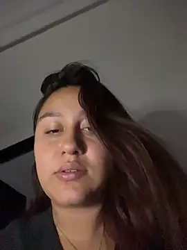 Saray lo online show from November 4, 2025, 10:42 pm