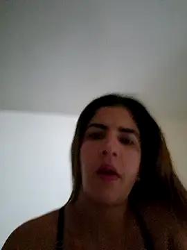 Snapshot of Monitaxlove chatting on November 18, 2025, 6:23 pm Monitaxlove online show from November 18, 2025, 6:23 pm