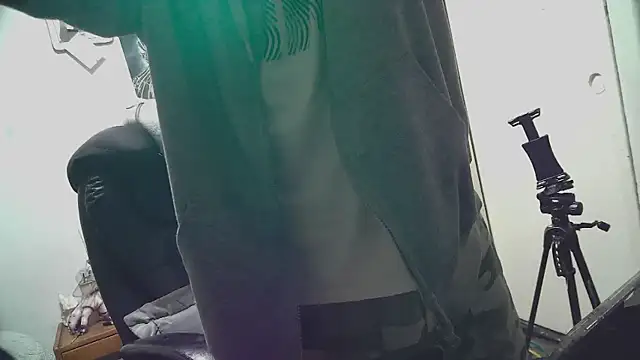 YoungStallionXL online show from February 26, 2026, 6:12 am