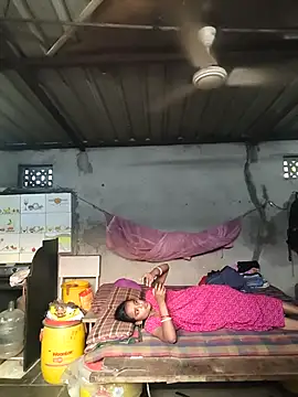 Snapshot of cuteriya5 chatting on November 12, 2025, 11:54 am cuteriya5 online show from November 12, 2025, 11:54 am