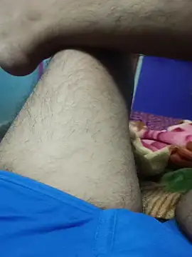 bearslove143 online show from March 23, 2026, 8:40 am