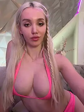 Lana-Grey online show from February 8, 2026, 11:08 pm