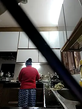 Hot-Sana2 online show from January 9, 2026, 7:11 am