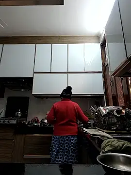 Hot-Sana2 online show from January 12, 2026, 6:18 am