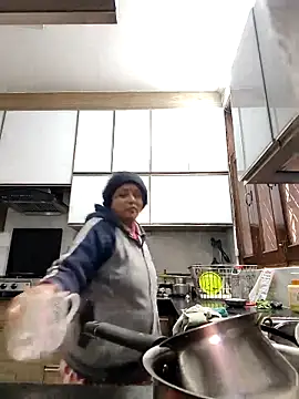 Hot-Sana2 online show from February 2, 2026, 5:17 am