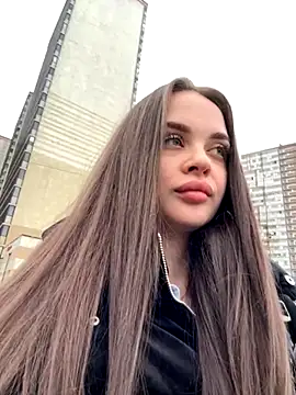 KristiRich online show from November 17, 2025, 8:09 am