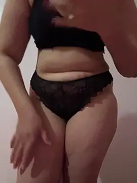 Snapshot of Diva_loula chatting on January 13, 2026, 5:07 pm Diva loula online show from January 13, 2026, 5:07 pm