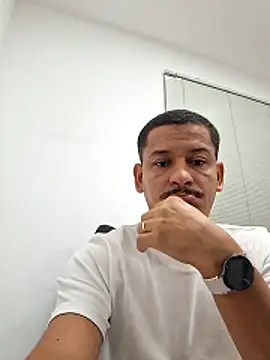 Snapshot of Kasadosfd chatting on March 13, 2026, 10:38 pm Kasadosfd online show from March 13, 2026, 10:38 pm