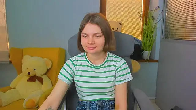 Snapshot of Stella-Maers chatting on February 17, 2026, 8:11 am Stella-Maers online show from February 17, 2026, 8:11 am